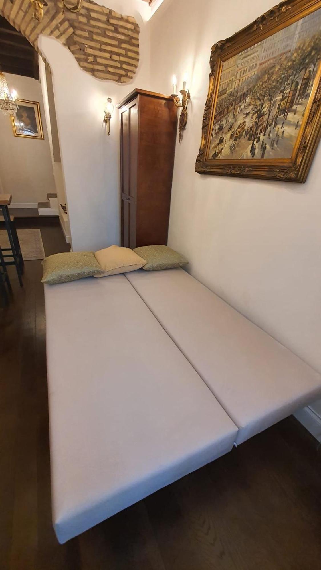 Apartment Town House Rom